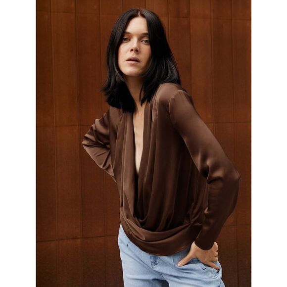 5/$25 SALE Brand New Shein Motf Premium Straight Fit Draped Top in Coffee Brown - Picture 4 of 16